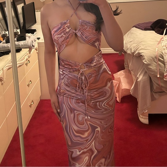 Multicolor Halter Cut-Out Dress - Picture 9 of 9